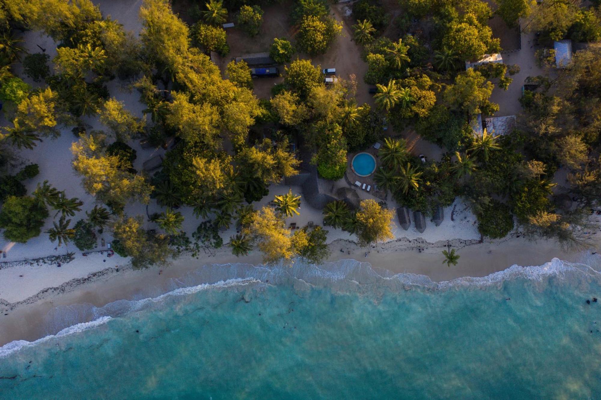 다르에스살람 Mikadi Beach Camp & Backpackers 호스텔 외부 사진