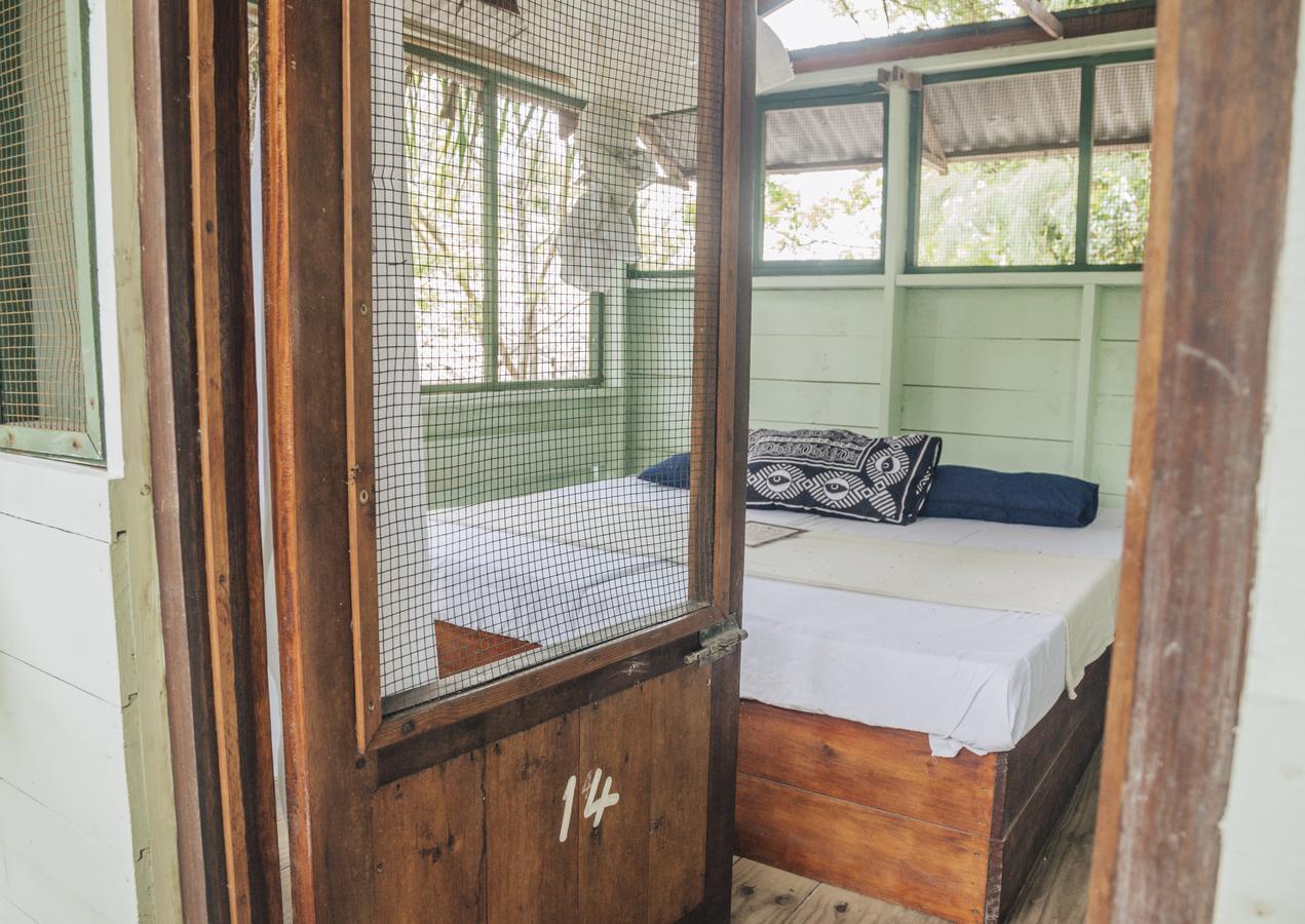 다르에스살람 Mikadi Beach Camp & Backpackers 호스텔 외부 사진